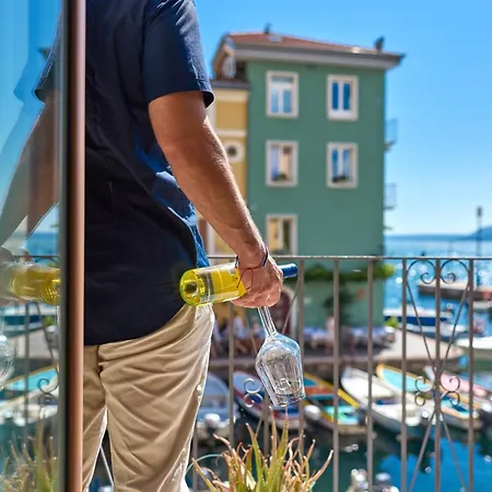 Al Porticciolo By Gardenjoy * Castelletto Di Brenzone