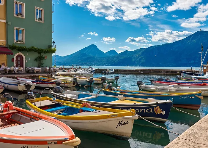 Al Porticciolo By Gardenjoy Lägenhet Castelletto Di Brenzone