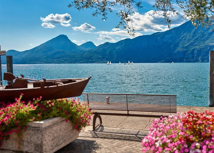 Al Porticciolo By Gardenjoy * Castelletto Di Brenzone