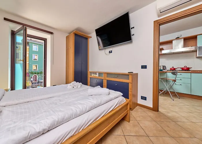 Lägenhet Al Porticciolo By Gardenjoy *